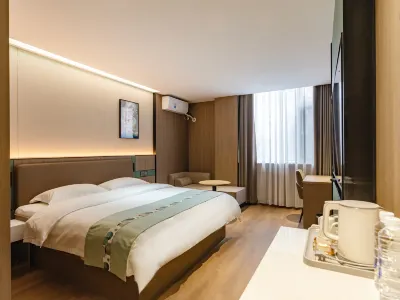 西安菠蘿精品飯店 灞橋站附近的飯店