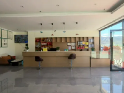 Kunpeng Hotel