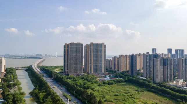 楓林インターナショナルホテル（広州南沙天后宮） Xinxingshequ Square周辺のホテル