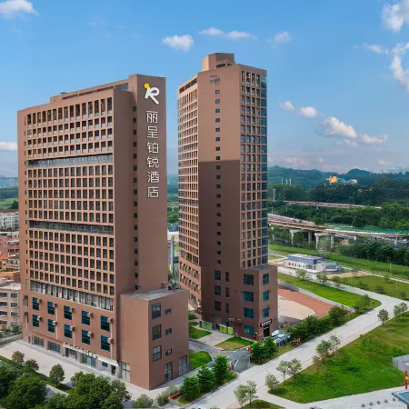 REZEN PROYAL  Hotel, Guangzhou, Hanxi Changlong Subway Station Branch Отели рядом с достопримечательностью «Панью»