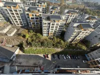Qianjun International Hotel - parking