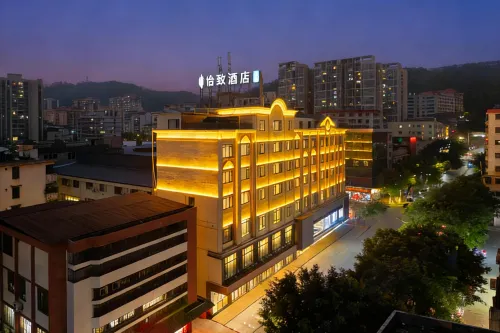 EZZI HOTEL - parking