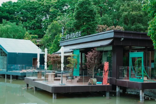Rongxili Homestay - Hot Springs