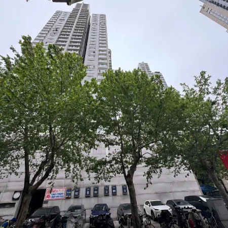 CozyStay Homestay (People's Square)