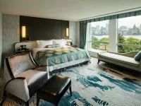 Oriental Riverside Hotel Shanghai (Shanghai International Convention Center) Hotels near Oriental Pearl Tower