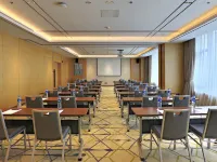 Hilton Garden Inn Changzhou Xinbei Hotels near Xinbei