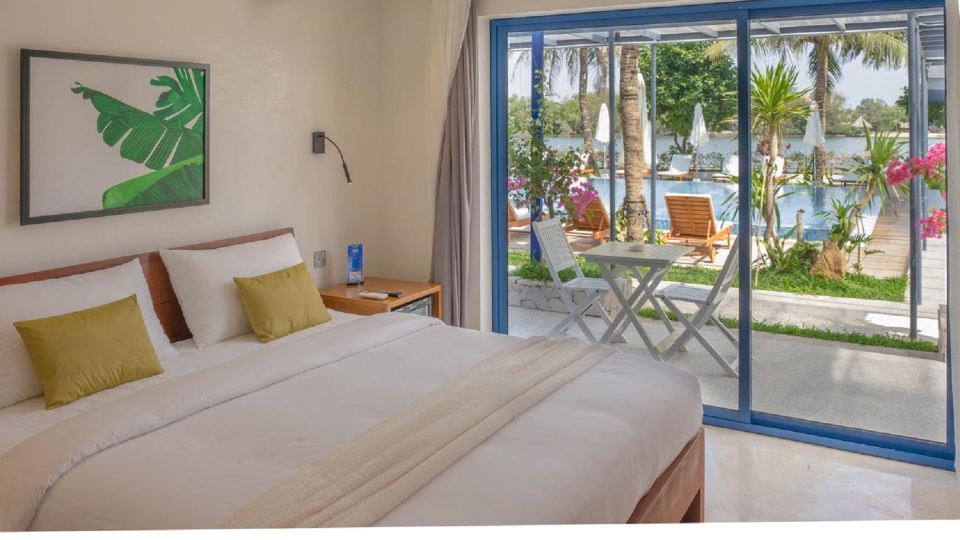 The B Resort
