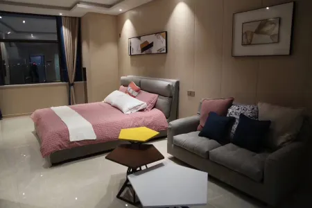 Qidong Jinyu Huating Youth Hui Apartment