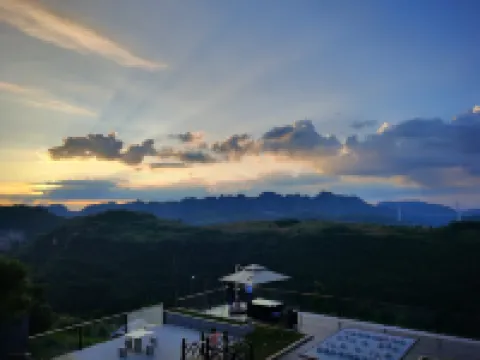 織金蠟家拾舍客棧 鄰近織金洞國家重點風景名勝區-小天坑的酒店