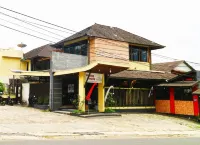 Saung Balibu Hotel