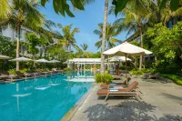 Hilton Garden Inn Bali Ngurah Rai Airport - piscina