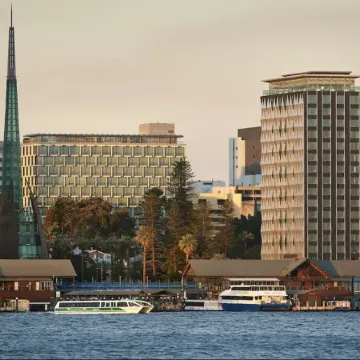 DoubleTree by Hilton Perth Waterfront