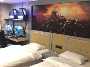 Xingguo Qianhui E-sports Hotel