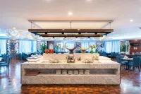 Tianjin Golden Crown Hotel