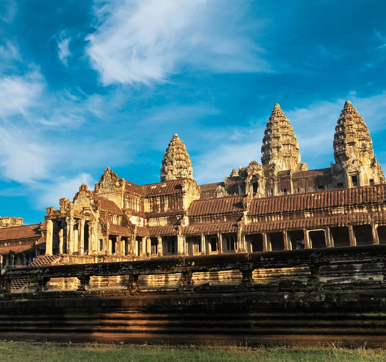 <h1>洞里薩湖附近住宿飯店推薦</h1>