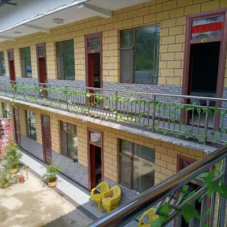 Lvse Guesthouse