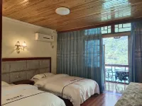 Linjiangge Inn