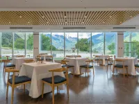Taohua Yun Hotel Hotels in Mainling