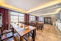 Xixiangfeng Hotel(Guigang Wanda)