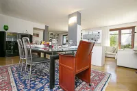 Elegance Suite Isabella - Happy Rentals - Homestays