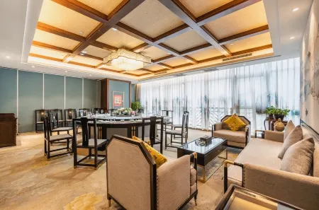 Kaysen Hotel Отели рядом с достопримечательностью «Changji University»