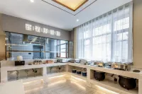 Starway Hotel (Tongliao Mingren Avenue Branch)