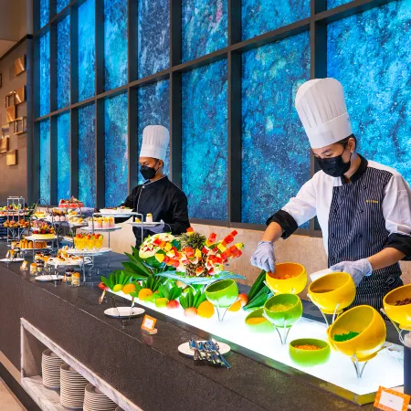 M World Hotel Отели рядом с достопримечательностью «Станция MRT Taman Tun Dr Ismail »