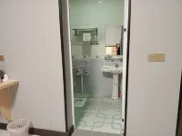 Laifeng Caiyuan Hotel
