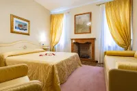 Hotel Mercurio Hotel berhampiran Grand Canal