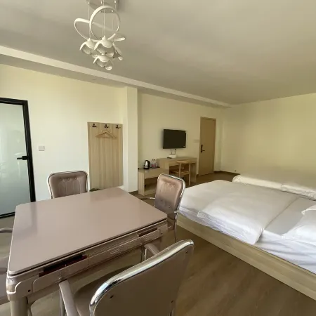 Xiandao Lake Tiantian Homestay