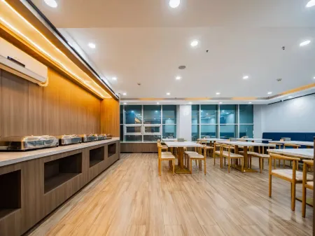 HanTing Hotel (Yulin Dingbian)