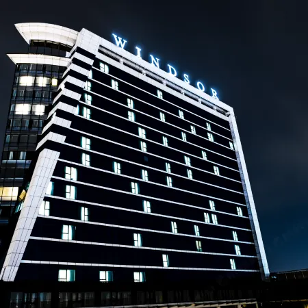 Windsor Hotel & Convention Center Istanbul Отели рядом с достопримечательностью «Станция метро Otogar»