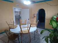 Hoosville Hostel (Formerly the Everglades Hostel)