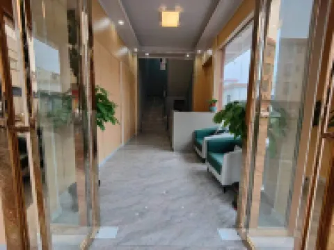 尚唯輕居公寓（鼎湖水坑店）