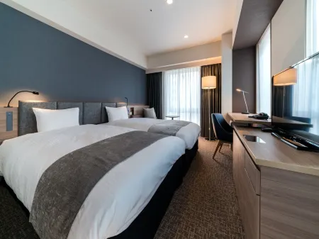 Daiwa Roynet Hotel Chiba-Chuo Отели рядом с достопримечательностью «Макухарский морской парк»