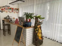 Huashe Boutique Homestay - parkir
