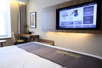 Homeinn Plus Hotel (Lixin Wanfeng Plaza) Hotels in Lixin County
