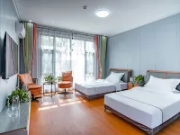 Duku Road Kosmos Garden Campsite Hotel Hotels in Karamay