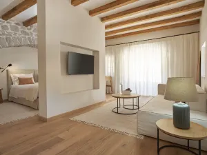 만드라키 비치 리조트 - 어른 전용