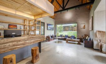 Bufu Seaweed Art Villa