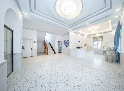 Dongyu Resort Hotel (Shanghai Dishui Lake) 라이펀/래이펀-진성루/진성로 주변 호텔