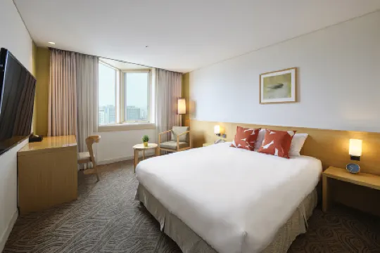 Jeju Central City Hotel