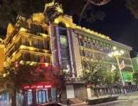 Jinlu Business Hotel (Heihe Riverside)