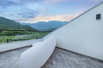 墅野印象·River溯溪·親寵美宿（安吉雲上草原熊貓部落探險樂園店） 浪漫山川景區住宿飯店