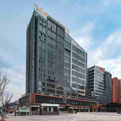 維也納國際飯店(邵武客運站黃峭廣場店) Hotel Exterior