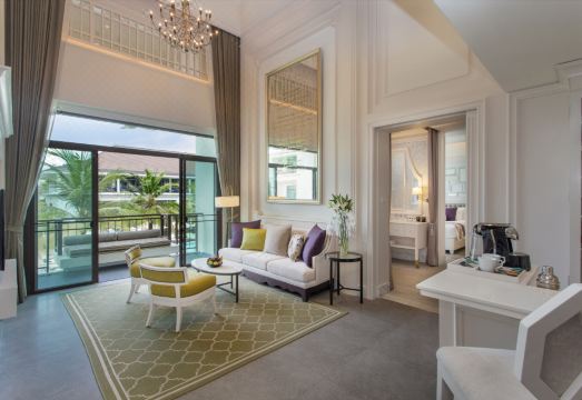 U 사톤 방콕 수영장