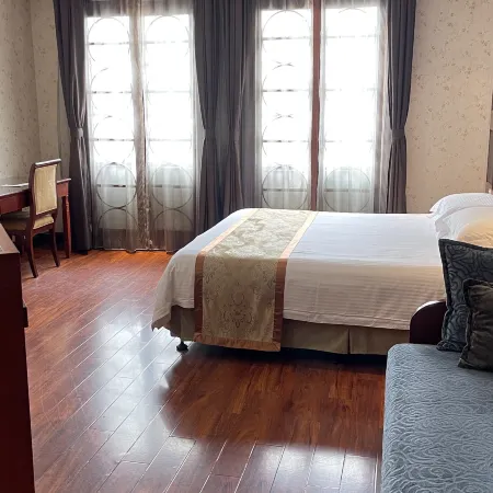 Seventh Heaven Hotel