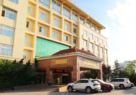 Xincheng Hotel Отели рядом с достопримечательностью «Yiyuan Lu Shan Rongdongqun Sceneic Area»