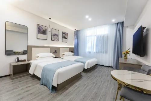 Yuan Yuan Hotel (Suzhou Guanqian Street Pingjiang Street)
