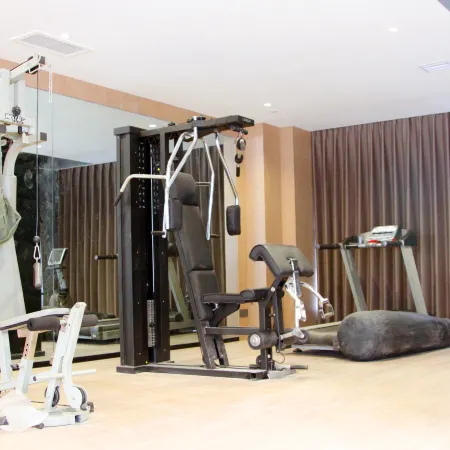 Hancheng Yijia Wenjing Hotel